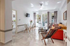 Psiri gem from In Vivo Apartments- Spacious 1st floor Apartment with Balcony in Athens' historic center